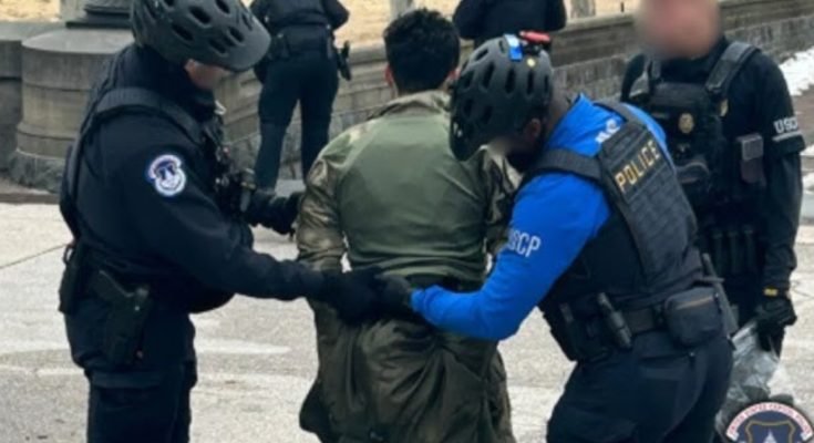 Police Arrest Armed 18-Year-Old Who Ran Toward U.S. Capitol